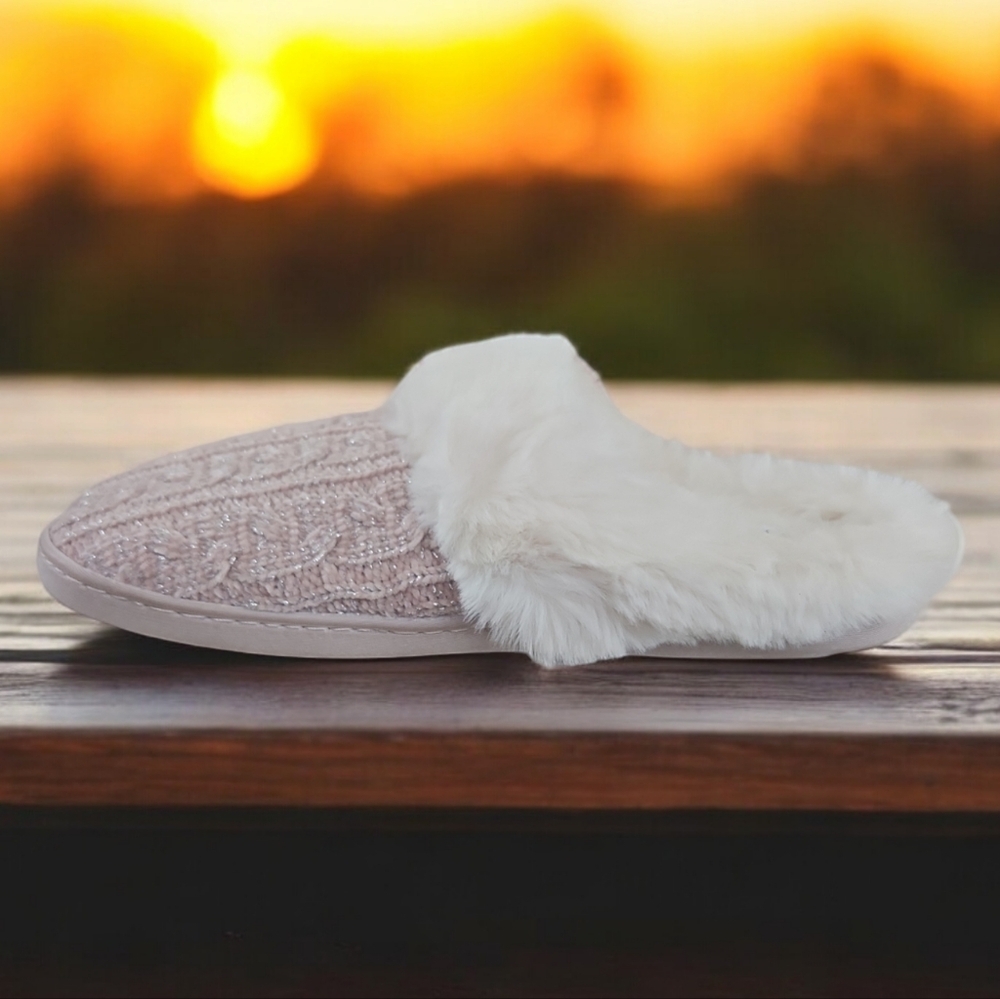 NEW!  Halston  memory foam slippers Size: 8 & 10
